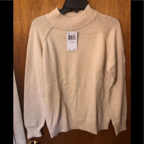 SWEATER - Picture 1 of 4